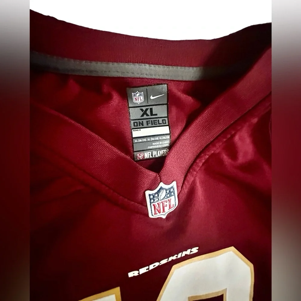 Nike NFL Washington Redskins Griffin III Jersey Boys XL or Men Small‎